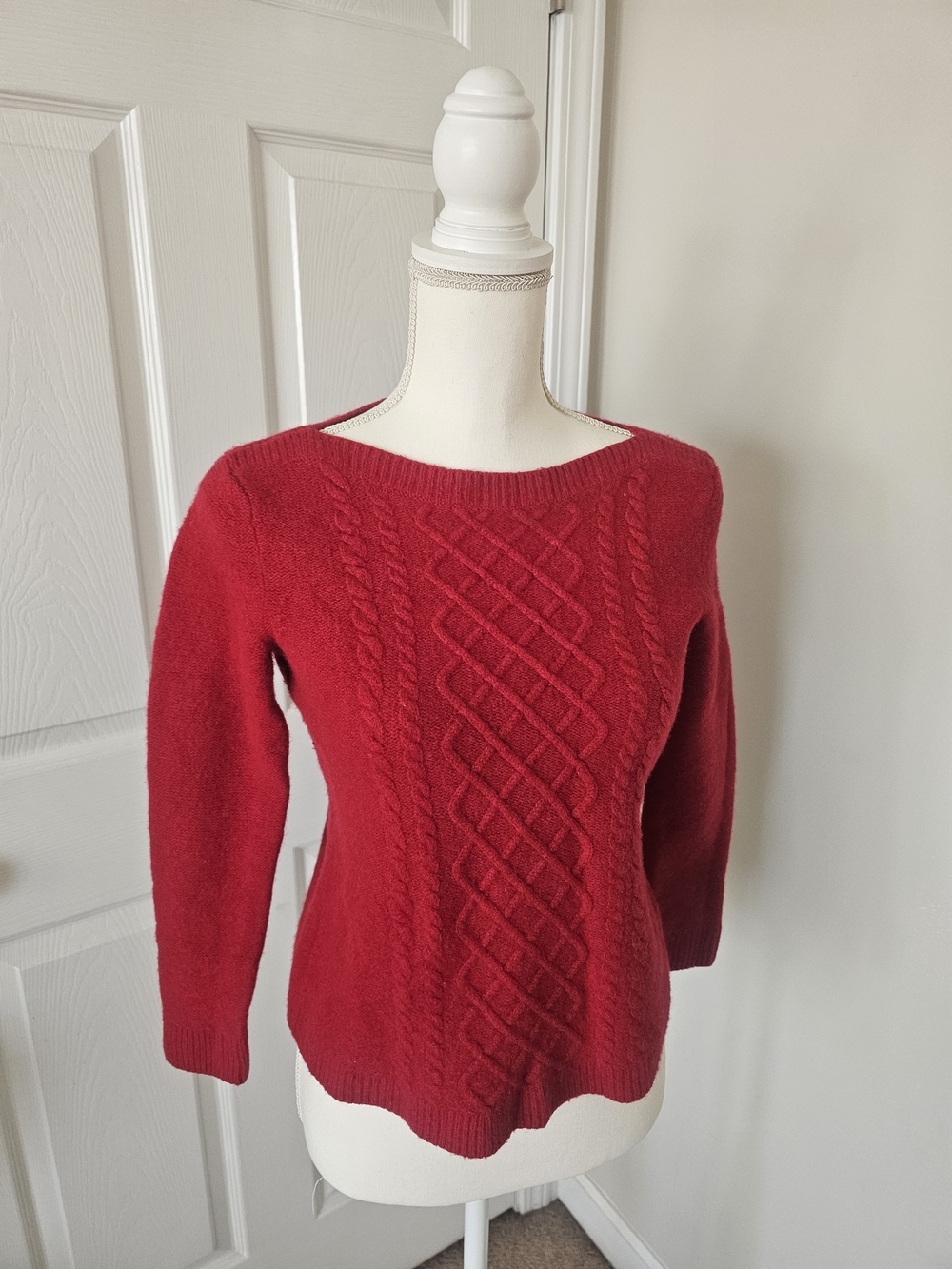 Talbots Marino Wool Red Cable-Pattern Boatneck Sweater  M